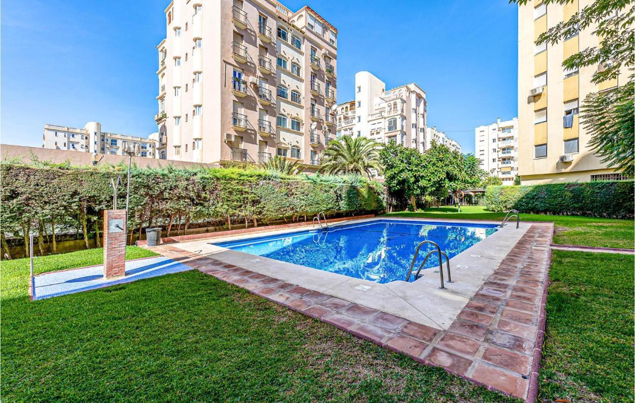 4 Bedroom Nice Apartment In Torremolinos Exterior photo